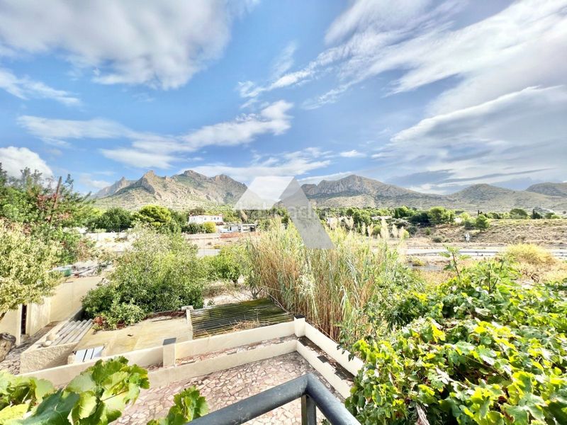 Foto 005c02e9-fdac-44eb-a916-81b8042b81b6. Xalet amb aparcament piscina a Busot