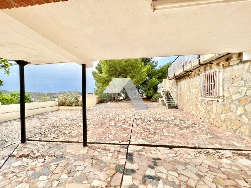 Foto 060c1767-ed6e-43a7-a5be-bcfa8929c593. Xalet amb aparcament piscina a Busot