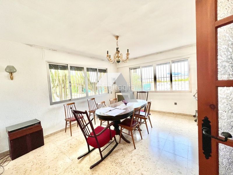 Foto 2ca08582-0312-4cb6-9ea1-ebd82b12edde. Xalet amb aparcament piscina a Busot