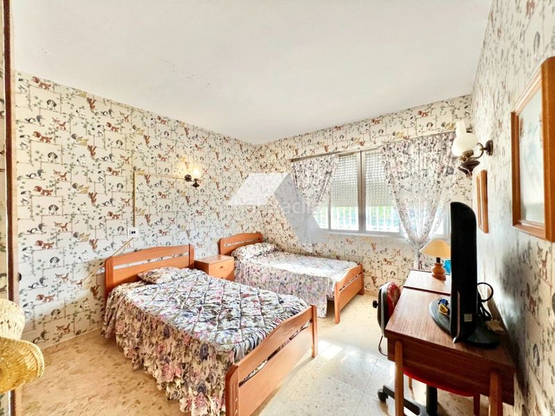 Foto 59626b6e-b1cf-442e-924d-9920fe54d1d0. Xalet amb aparcament piscina a Busot