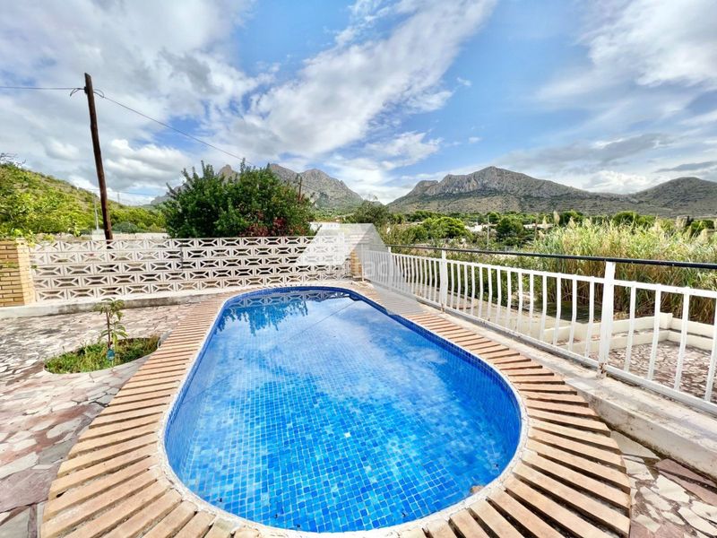 Foto 645575be-cd80-409a-b81c-170671d6dd15. Xalet amb aparcament piscina a Busot