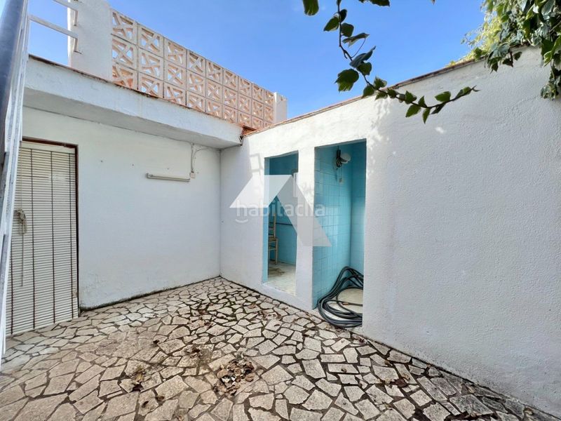 Foto ad9ac5ea-1c5e-40ac-84a9-91630a2c5464. Xalet amb aparcament piscina a Busot