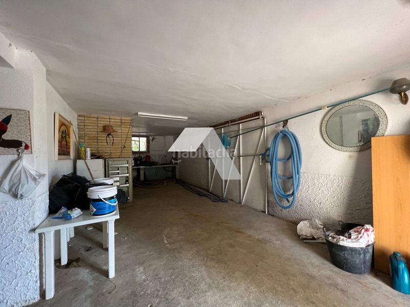 Foto b58e037e-6907-4e66-9634-5e975f415ccf. Xalet amb aparcament piscina a Busot