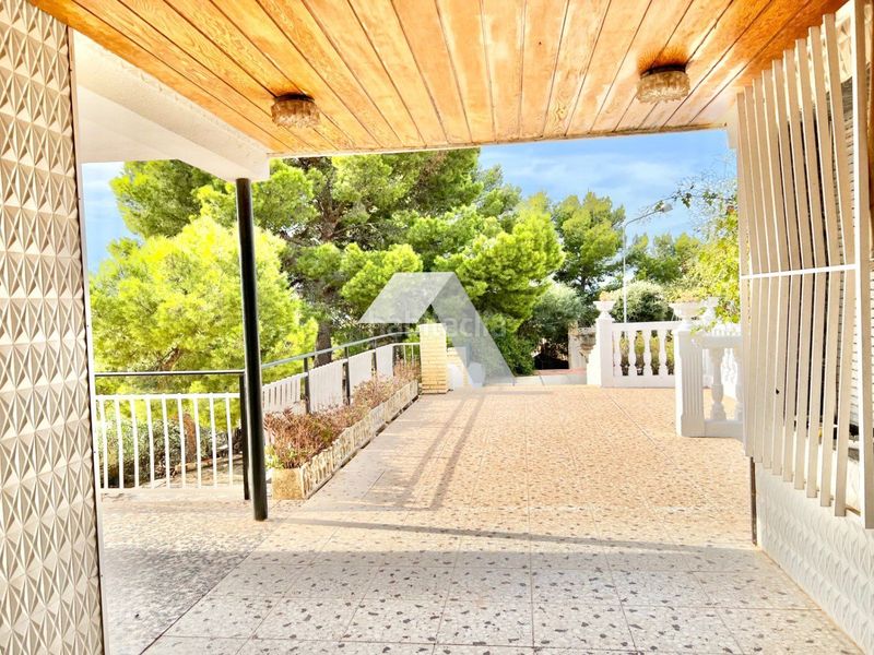 Foto d514c5f8-7751-47ad-8383-2c81f454d361. Xalet amb aparcament piscina a Busot