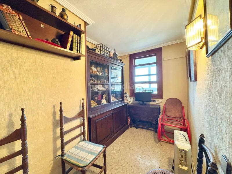 Foto 2e1e6a4a-d423-43a3-a1f3-82cd3ac72a73. Etagenwohnung mit parking pool in Goteta Alicante