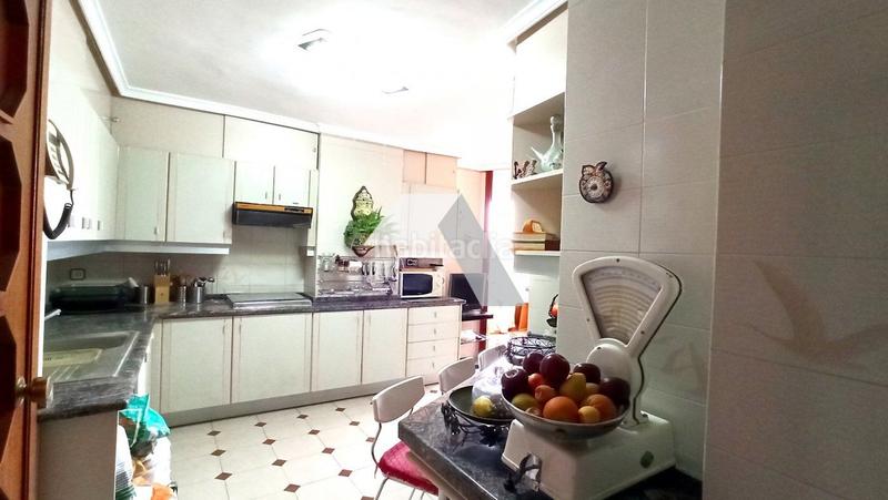 Foto 58610dd8-be18-428b-9137-7f2da0d4486c. Etagenwohnung mit parking pool in Goteta Alicante