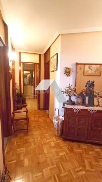 Foto 663a04bb-2096-4907-aeb3-db55b282fd90. Etagenwohnung mit parking pool in Goteta Alicante