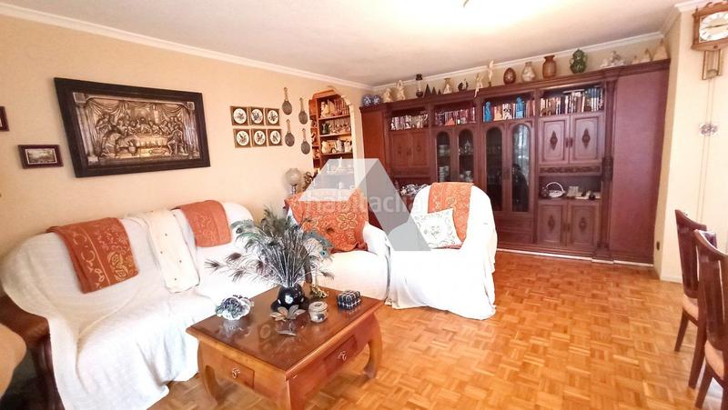 Foto 97325e0c-b033-41b3-ac7d-3f3df8db99df. Etagenwohnung mit parking pool in Goteta Alicante