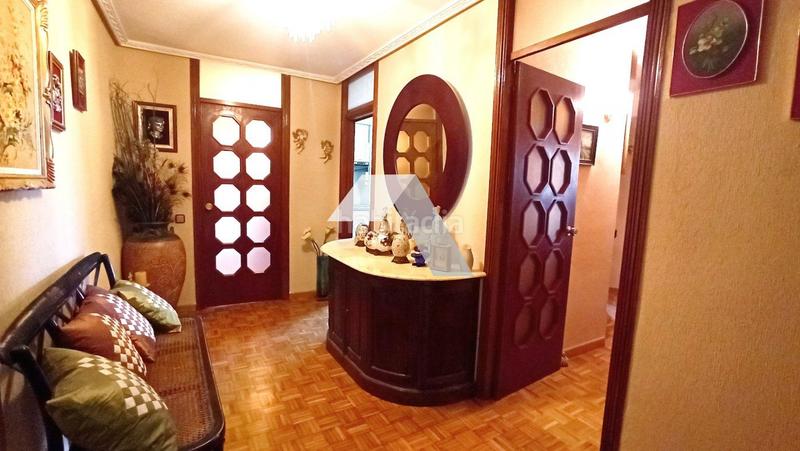 Foto bbbb330d-ab9d-4ed4-a19a-f50e003c7b56. Etagenwohnung mit parking pool in Goteta Alicante