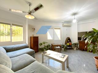 Flat in Centro. Amplio piso bajo exterior en san vicente del raspeig