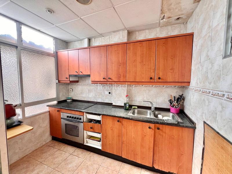 Foto 99ce63eb-2f53-436c-bba7-3a5ec70060e7. Chalet mit parking pool in Cañada del Fenollar Alicante