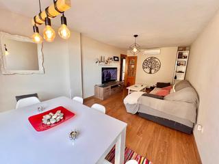 Appartement à Cabo de las Huertas. Apartamento en urb con salida directa a la playa
