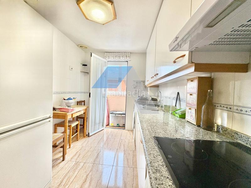 Foto 7d751eec-2e45-4a60-8896-fededce68b77. Affitto appartamento con parcheggio in Centro Sant Vicent del Raspeig