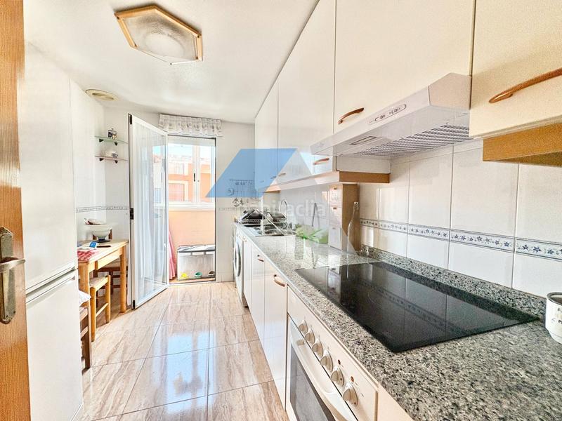 Foto 49687239-112c-4b70-8fa4-60835c7d099f. Miete etagenwohnung mit parking in Centro Sant Vicent del Raspeig