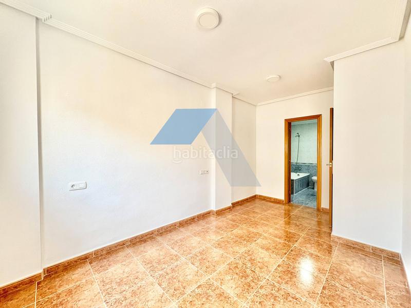 Foto 1b6def70-23a3-4b74-a4cd-fa86fb4d3054. Casa bungalow unifamiliar con encanto en Centro Sant Vicent del Raspeig