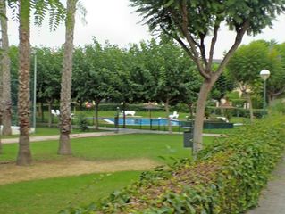 Casa adossada a Alicante Golf. Adosado junto al campo de golf
