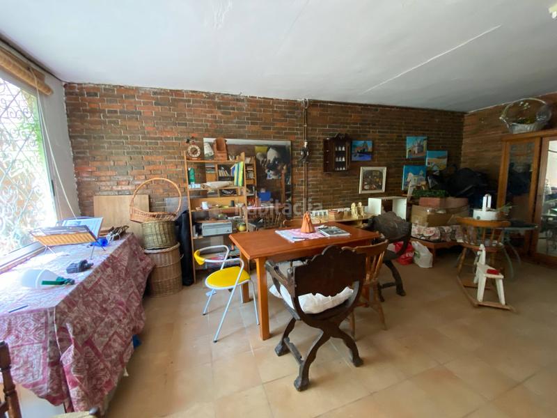 Foto b709cd4a-a292-4a76-83ab-94b6fecbeeb6. Casa amb aparcament a San Blas Alicante