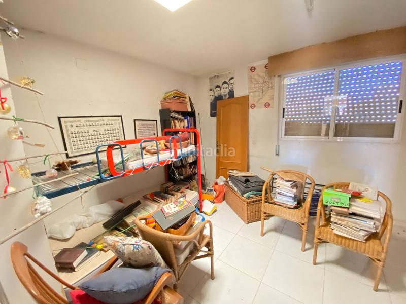 Foto d2f8d9ea-b40f-4e57-ab2d-60fa9d38ea10. Casa amb aparcament a San Blas Alicante