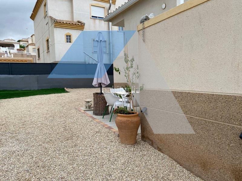 Foto 2b3d3684-73db-466b-96ac-134f115a7b58. Xalet amb aparcament a Castalla