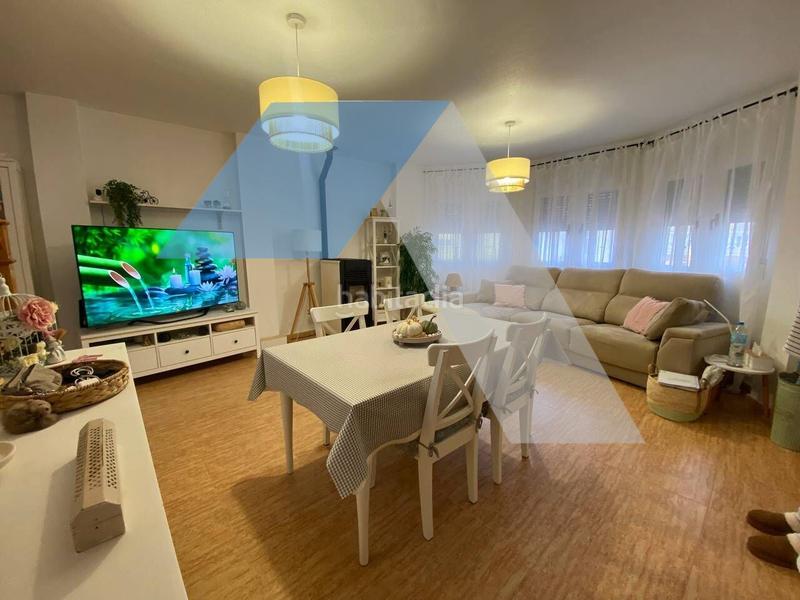 Foto 5eb87b90-2081-4ba9-a65c-b6c34f73c764. Xalet amb aparcament a Castalla