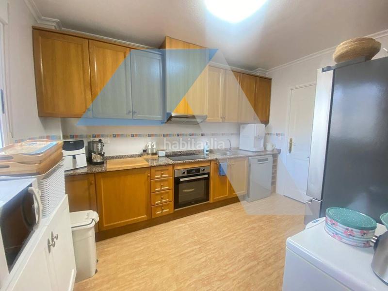 Foto db2c0079-2c3b-4b75-916f-3a3b2f0eea06. Xalet amb aparcament a Castalla