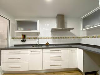 Piso en Centro. Vivienda vpo en san vicente del raspeig, junto al parque lo torr