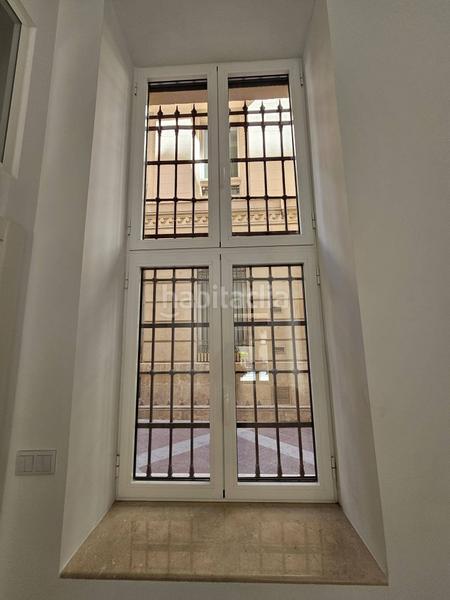 Foto 5aba8a58-d027-423c-8f85-c91b6f49959f. Local comercial a Barrio del Centro Alicante