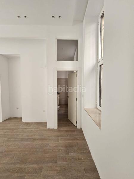 Foto b9f3ae64-287f-4eb6-8ca1-00f9a8870773. Local comercial a Barrio del Centro Alicante