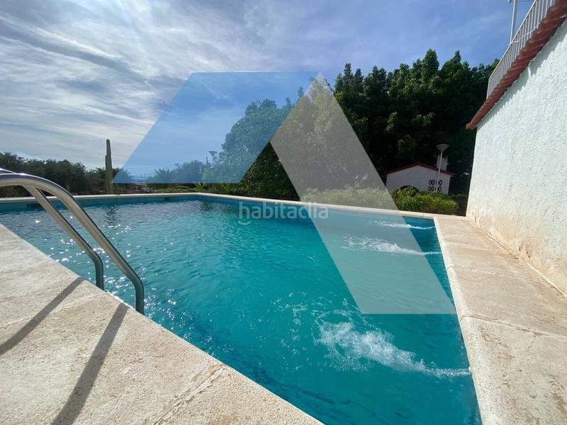 Foto e9ba5b4c-f5c6-448e-aa94-044490bca51d. Xalet amb aparcament a Peña de las Águilas Elche / Elx