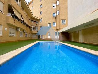 Etagenwohnung in Norte. Piso en urbanización con piscina