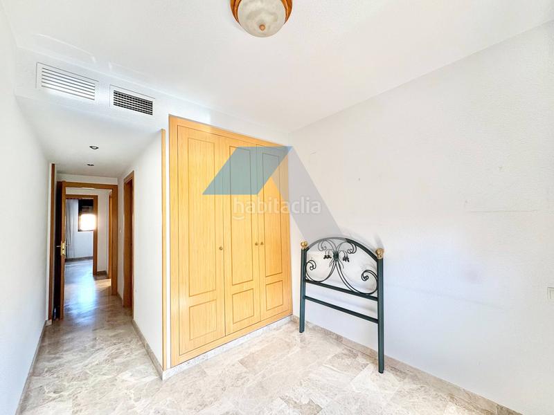 Foto 1322617f-b44f-4434-b044-ce8d42effe29. Pis amb calefacció piscina a Garbinet - Parque de las Avenidas Alicante