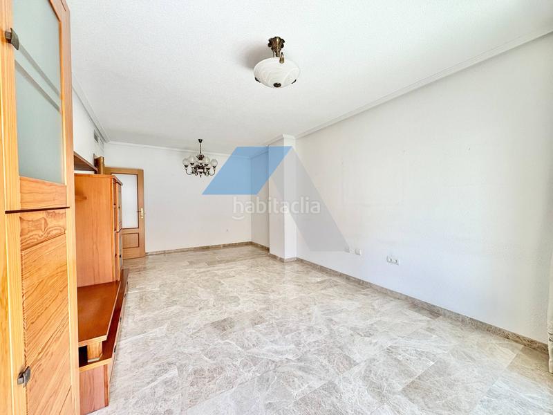 Foto 3310ac42-93fd-4774-b1ee-127541f7129e. Pis amb calefacció piscina a Garbinet - Parque de las Avenidas Alicante