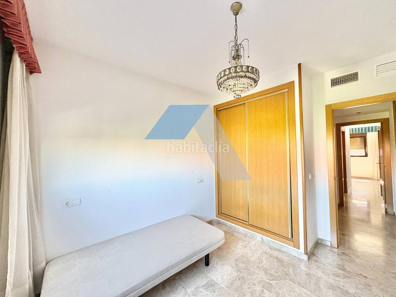 Foto 5f12d9db-a3f9-407a-9994-46e170f6245d. Pis amb calefacció piscina a Garbinet - Parque de las Avenidas Alicante