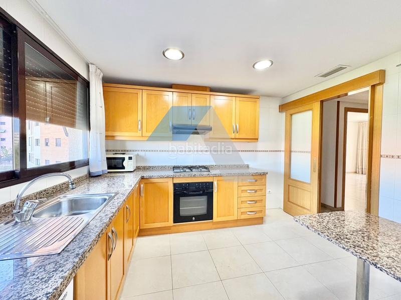 Foto 709c188b-3b65-45f9-9d55-c60ec88caf40. Pis amb calefacció piscina a Garbinet - Parque de las Avenidas Alicante