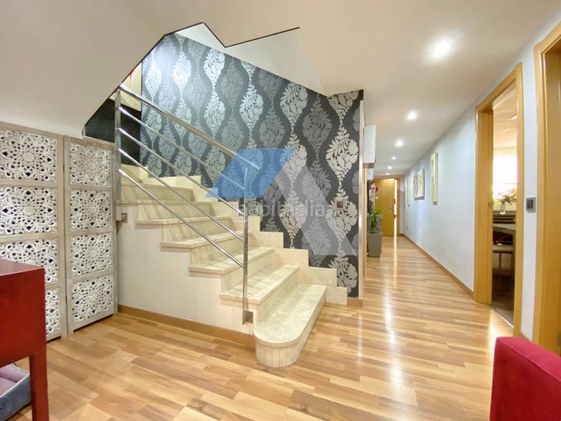 Foto 1f4b0f3a-02bc-4320-9ef1-2501719c4685. Duplex with parking in Norte Sant Vicent del Raspeig