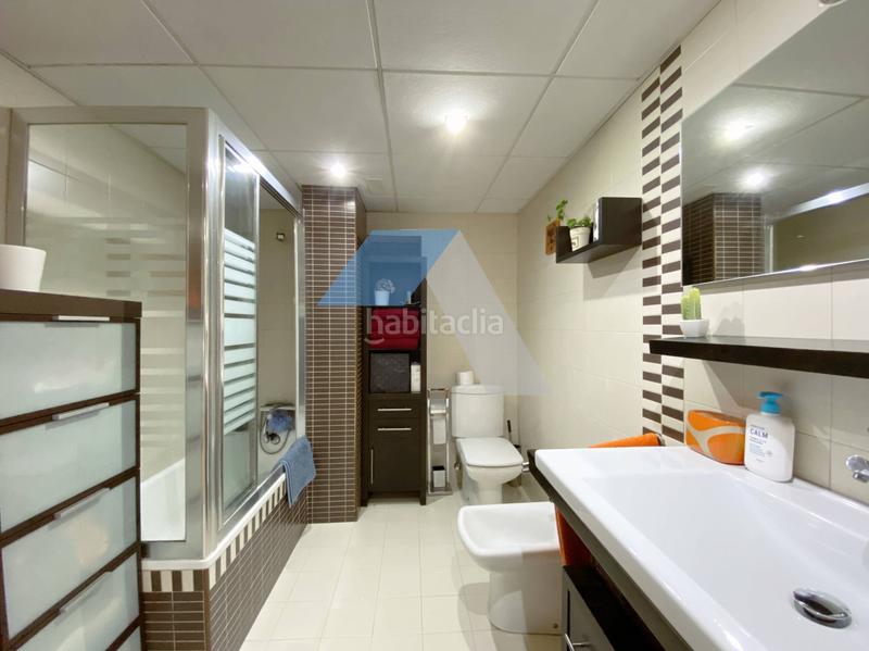 Foto 4221f56d-89d1-4851-b74d-1af63d31cbc3. Duplex with parking in Norte Sant Vicent del Raspeig