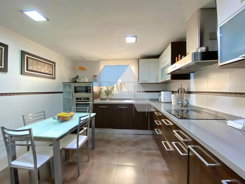 Foto 65c189e4-3b57-4265-8bbf-3251baf235b1. Duplex with parking in Norte Sant Vicent del Raspeig