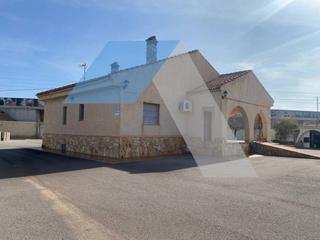 Chalet in Crevillente. Vendo campo en partida de boch