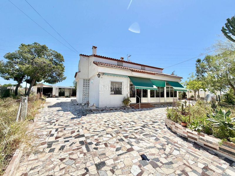 Foto 436a6f44-e424-4c90-a3ce-63c60b46f090. Xalet amb aparcament piscina a La Huerta Mutxamel