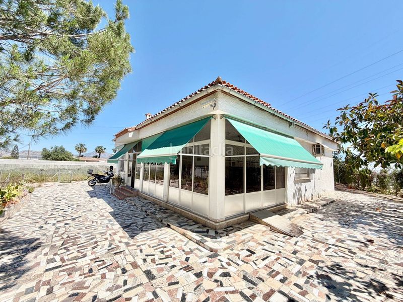 Foto faef9452-c403-4a48-be9d-7e0d51d21d81. Xalet amb aparcament piscina a La Huerta Mutxamel
