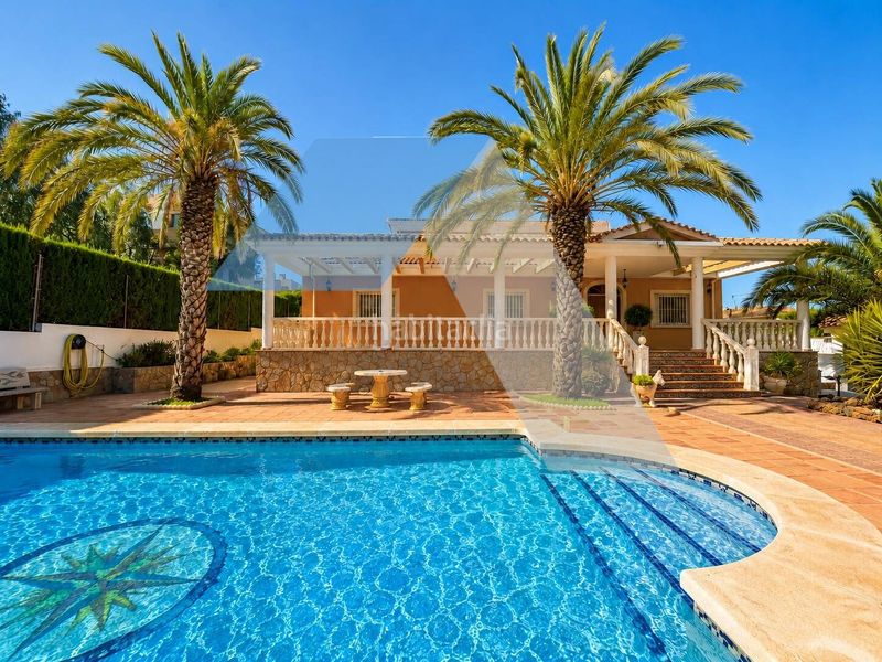 Foto e4e72a0d-d521-4ae8-a22b-a4e8c3f80033. Xalet amb calefacció aparcament piscina a La Huerta Mutxamel