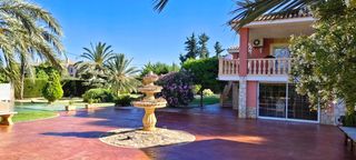 Chalet in Villamontes-Boqueres. Espectacular chalet en crta. castalla