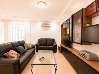 Casa a Centro. Amplio bungalow de 164 m2 con garaje privado, gran terraza y múl
