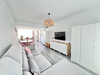 Dúplex en Centro. Duplex de 3 habitaciones  con garaje y trastero en san vicente d