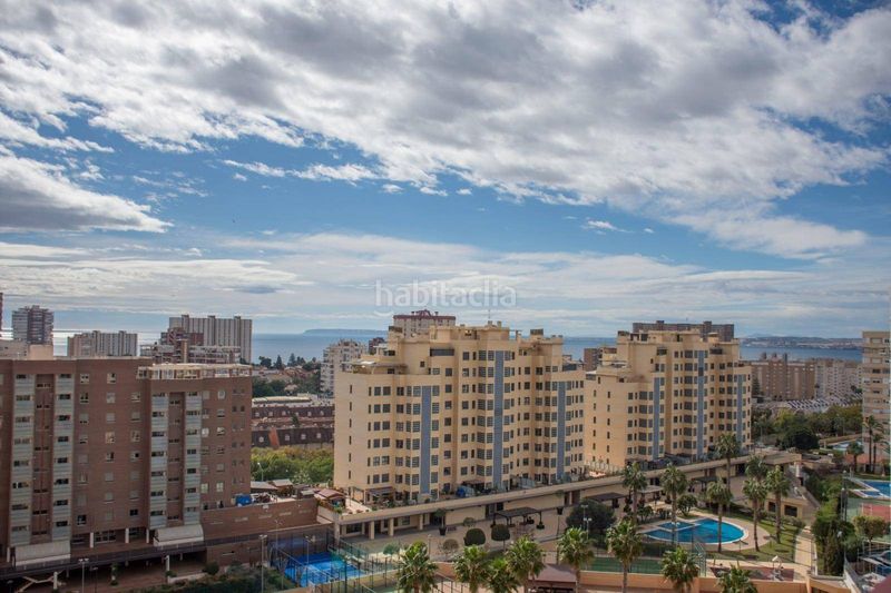 Foto f9335180-df8a-4a6e-b988-49cbdef1ec41. Àtic amb calefacció aparcament piscina a Cabo de las Huertas Alicante