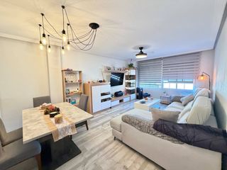 Appartamento in Monforte del Cid. Amplia vivienda de vpo 3 habitaciones, 2 baños, 2 patios y garaj