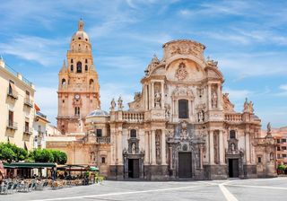 Location Appartement à La Catedral. Piso para estudiantes junto a la catedral