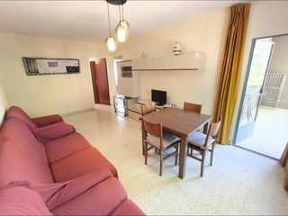 Miete Etagenwohnung in El Ranero. Piso para estudiantes amueblado
