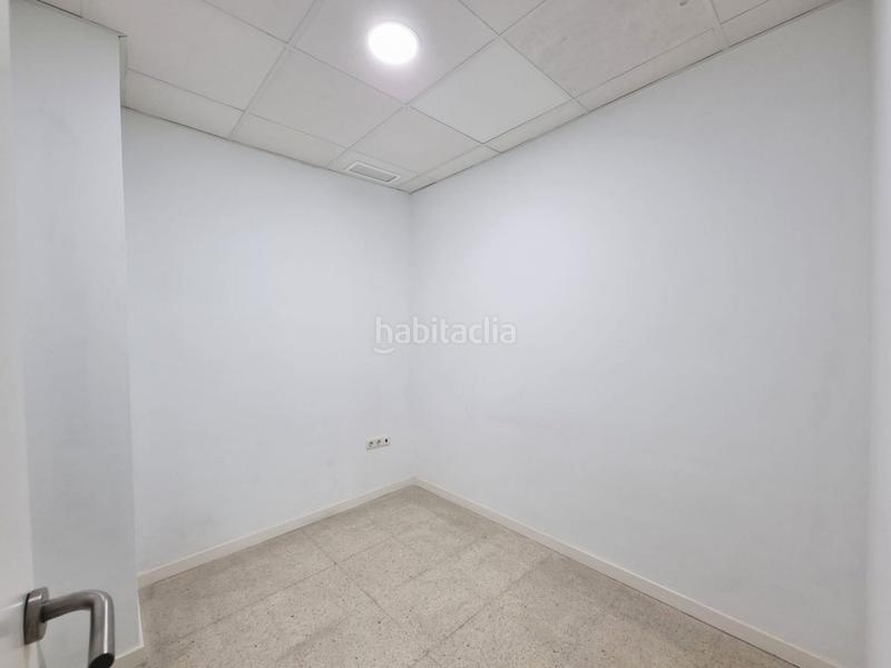 Foto c323e785-f31b-4a0a-b026-119157aa11a6. Location local commercial dans Carrús Oeste Elche / Elx