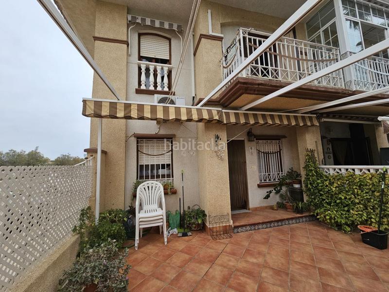 Foto 4687706e-48d5-4cbd-b620-4537748ffcb9. Alquiler dúplex alquiler en urbanización junto al mar en Santa Pola